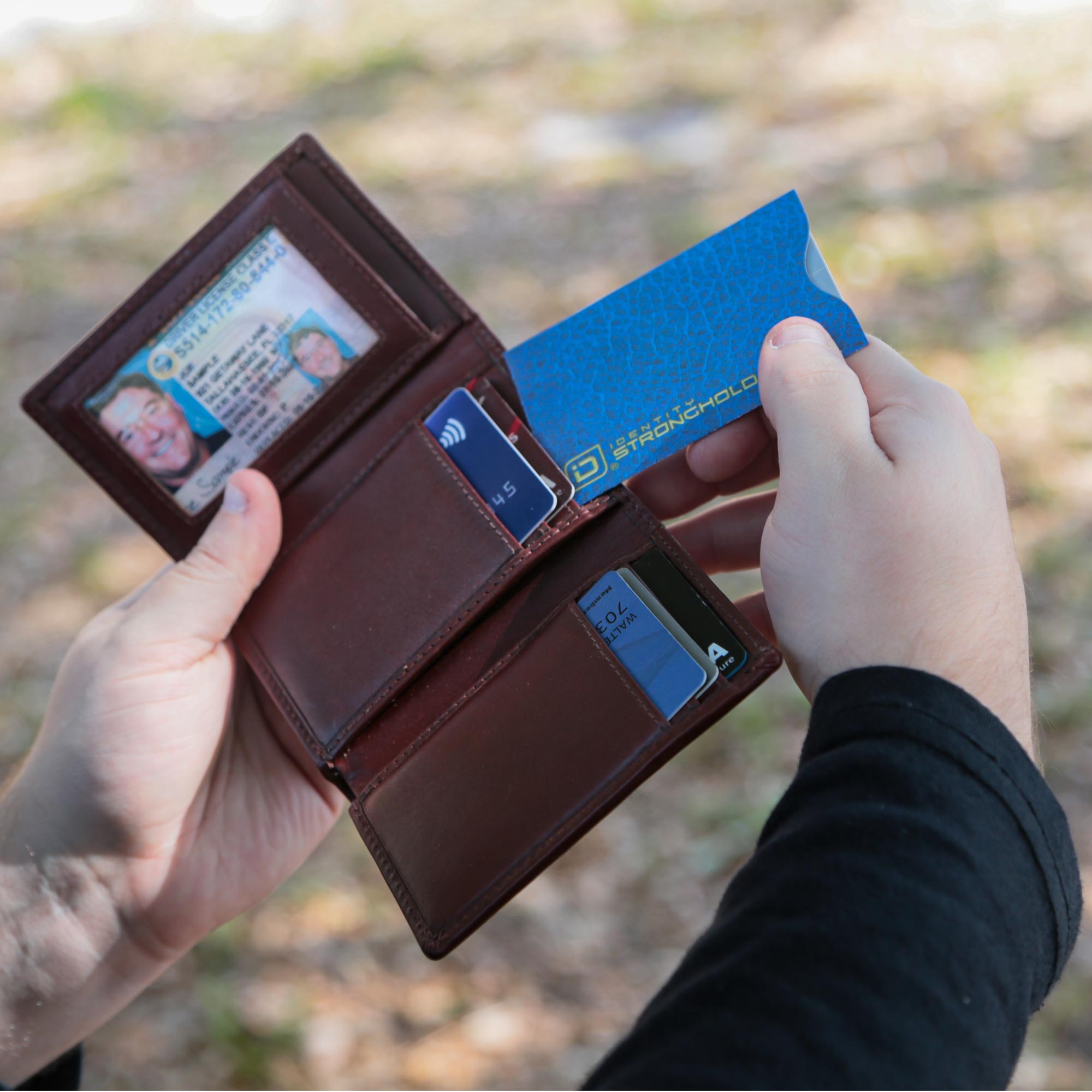 RFID Blocking Credit Card Sleeves - Leather Look 8 Pack