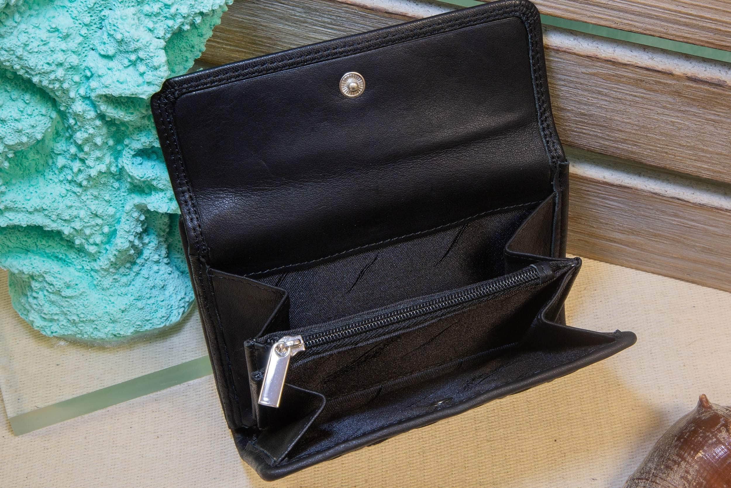 Designer Leather Mini Wallet Bag With Card Holder And Soft Quilted Design  Short Style Pouch In Black Color From Sophy_htt, $24.1 | DHgate.Com